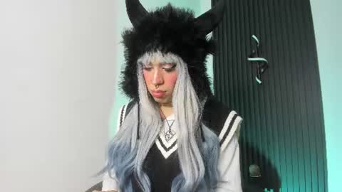 Catt Noir online show from June 2026 08:24:01 PM