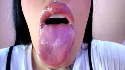 Cattleya online show from March 2026 03:45:02 AM