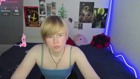 Snapshot of cattie_w_ chatting on January 2026 01:21:02 AM cattie_w_ online show from January 2026 01:21:02 AM