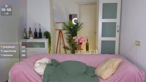 caty_cuddly online show from January 2025 09:06:02 AM