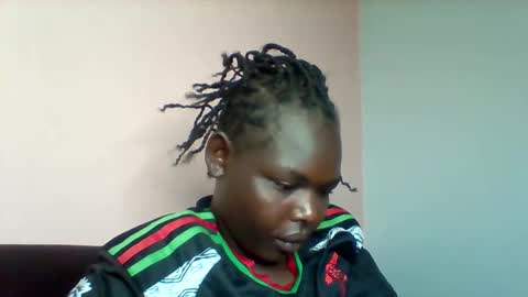 Snapshot of cavy_sweet chatting on March 2026 07:12:01 AM Mecy online show from March 2026 07:12:01 AM