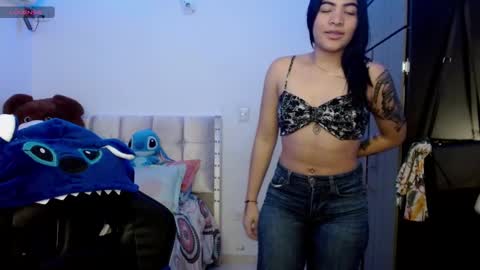Snapshot of caylinn19 chatting on September 2025 03:50:02 AM Caylinn online show from September 2025 03:50:02 AM