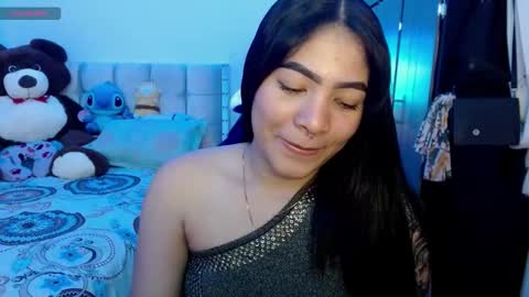 Snapshot of caylinn19 chatting on September 2025 04:55:02 AM Caylinn online show from September 2025 04:55:02 AM