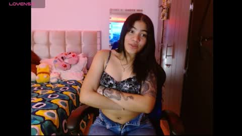 Snapshot of caylinn19 chatting on October 2025 04:45:01 AM Caylinn online show from October 2025 04:45:01 AM