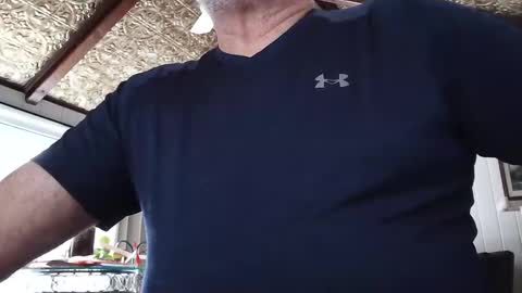 Caz online show from December 2025 06:26:01 PM