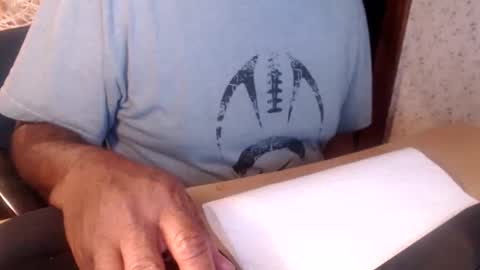 cazzsper2005 online show from October 2025 05:31:02 AM