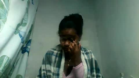 cclanioo online show from May 2026 04:10:02 AM