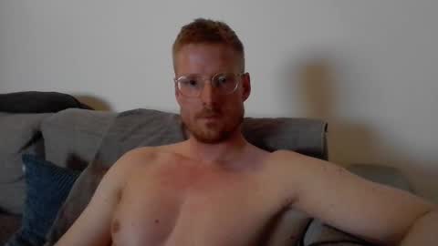 Snapshot of ccloser87 chatting on June 2026 07:36:01 PM ccloser87 online show from June 2026 07:36:01 PM
