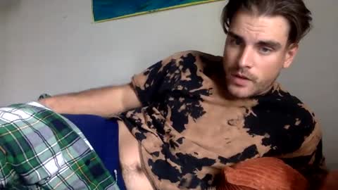 Rivs online show from March 2025 07:06:02 PM