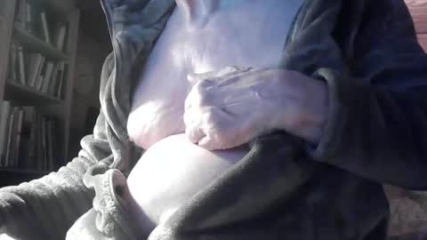 Snapshot of cd_99 chatting on January 2025 06:09:01 PM cd_99 online show from January 2025 06:09:01 PM