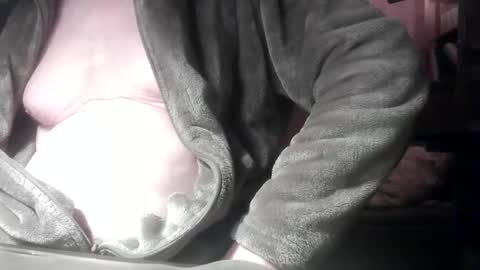 Snapshot of cd_99 chatting on February 2025 12:37:02 PM cd_99 online show from February 2025 12:37:02 PM