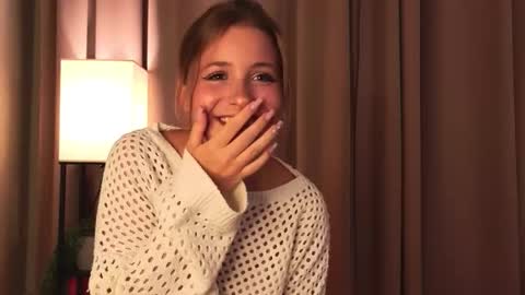 Snapshot of ceceliapidcock chatting on November 2025 07:24:02 PM Lina online show from November 2025 07:24:02 PM