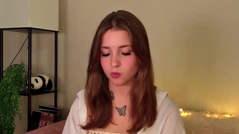 Snapshot of ceceliapidcock chatting on December 2025 07:53:02 PM Lina online show from December 2025 07:53:02 PM