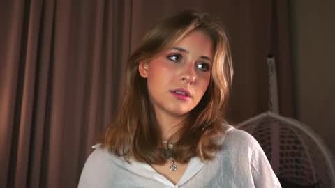 Snapshot of ceceliapidcock chatting on May 2026 07:30:01 PM Lina online show from May 2026 07:30:01 PM