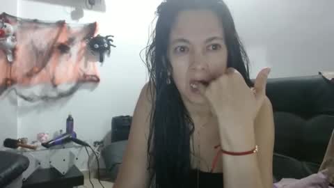 ceci online show from October 2025 02:08:01 AM