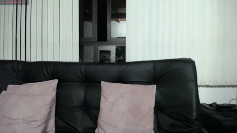 ceci online show from April 2026 01:47:01 AM