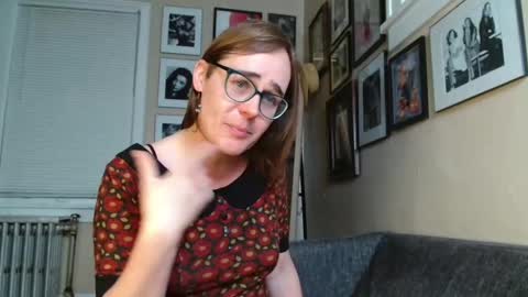 Cecily Saint Claire online show from February 2025 02:02:01 PM