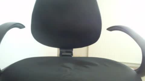 Snapshot of cedricm2m chatting on December 2024 12:38:02 PM cedricMdeM online show from December 2024 12:38:02 PM