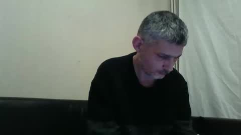 Snapshot of cedricodereims51 chatting on December 2025 01:54:02 AM cedricodereims51 online show from December 2025 01:54:02 AM