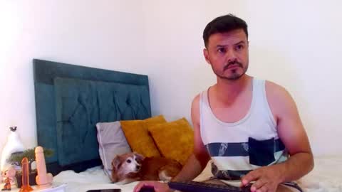 Snapshot of cedrixx10 chatting on April 2026 11:37:02 PM Cedrixx10 online show from April 2026 11:37:02 PM