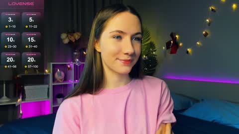 Josie Manesi online show from February 2025 07:16:02 PM