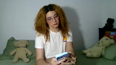 Snapshot of celessteseductora chatting on May 2026 07:41:02 PM celessteseductora online show from May 2026 07:41:02 PM