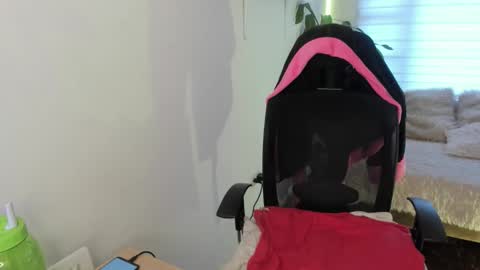 Snapshot of celeste_bonnet1 chatting on September 2025 07:25:01 PM celeste_bonnet1 online show from September 2025 07:25:01 PM