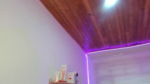 Snapshot of celeste_bonnet1 chatting on September 2025 07:28:01 PM celeste_bonnet1 online show from September 2025 07:28:01 PM