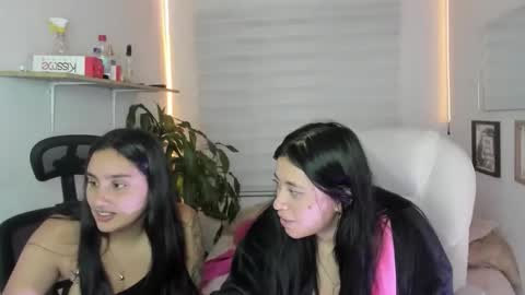 Snapshot of celeste_bonnet1 chatting on October 2025 11:37:01 PM celeste_bonnet1 online show from October 2025 11:37:01 PM