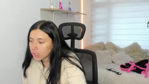 Snapshot of celeste_bonnet1 chatting on October 2025 07:25:02 PM celeste_bonnet1 online show from October 2025 07:25:02 PM