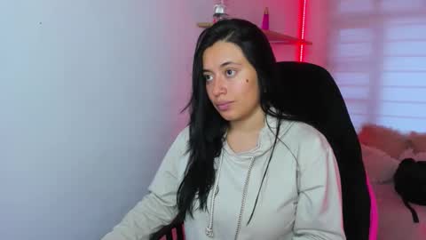 Snapshot of celeste_bonnet1 chatting on November 2025 12:19:02 PM celeste_bonnet1 online show from November 2025 12:19:02 PM