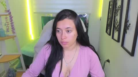 Snapshot of celeste_bonnet1 chatting on December 2025 11:25:02 AM celeste_bonnet1 online show from December 2025 11:25:02 AM