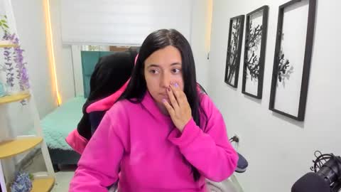 Snapshot of celeste_bonnet1 chatting on December 2025 11:27:02 AM celeste_bonnet1 online show from December 2025 11:27:02 AM