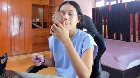 Snapshot of celeste_coquette chatting on December 2025 06:35:02 PM SARA online show from December 2025 06:35:02 PM