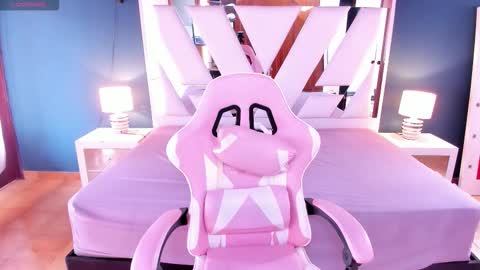 Snapshot of celeste_coquette chatting on December 2025 06:26:02 PM SARA online show from December 2025 06:26:02 PM