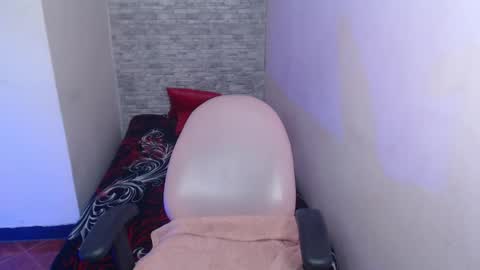 celeste_fioree online show from October 2025 07:37:01 PM