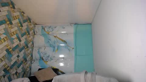 celeste_polis online show from November 2025 08:07:02 PM