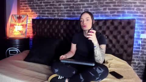 celeste_starsss online show from November 2025 03:34:01 AM