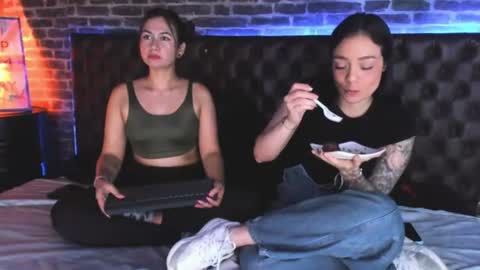 Snapshot of celeste_starsss chatting on June 2026 12:32:02 AM celeste_starsss online show from June 2026 12:32:02 AM
