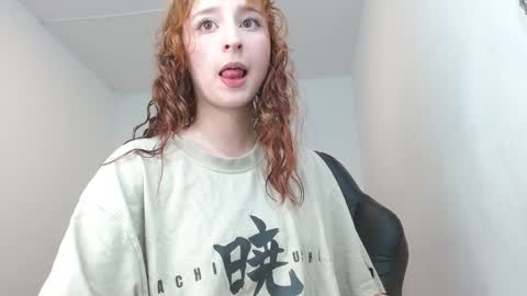 Snapshot of celesteayase chatting on January 2025 08:54:01 PM celesteayase online show from January 2025 08:54:01 PM