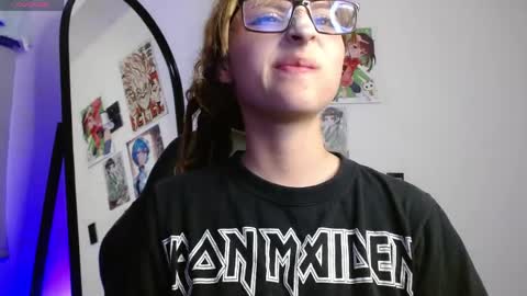 Snapshot of celesteayase chatting on April 2026 01:21:01 AM celesteayase online show from April 2026 01:21:01 AM