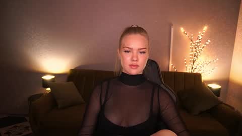 Snapshot of celestenoirr chatting on September 2025 07:23:01 AM celestenoirr online show from September 2025 07:23:01 AM