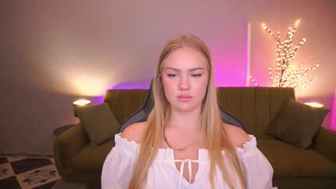 Snapshot of celestenoirr chatting on September 2025 06:18:01 AM celestenoirr online show from September 2025 06:18:01 AM