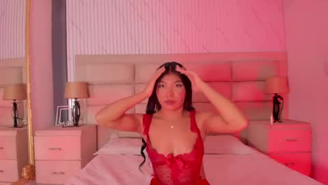 Snapshot of celestesweetts_ chatting on May 2026 09:08:02 PM Celeste online show from May 2026 09:08:02 PM