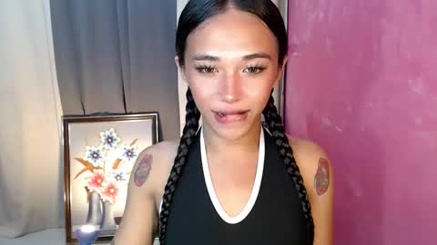 Snapshot of celestial_joannah chatting on November 2025 05:01:02 PM merry joannah online show from November 2025 05:01:02 PM