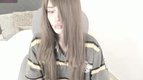 Snapshot of celestica_rose chatting on April 2026 03:42:01 AM Celestica online show from April 2026 03:42:01 AM