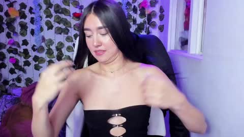 Snapshot of celestinepurple chatting on December 2024 12:23:01 AM Celestineeeeee online show from December 2024 12:23:01 AM