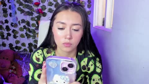 Snapshot of celestinepurple chatting on December 2024 04:19:02 PM Celestineeeeee online show from December 2024 04:19:02 PM