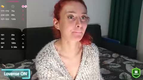 Snapshot of celestynstar chatting on April 2026 05:32:02 PM CelestynStar online show from April 2026 05:32:02 PM