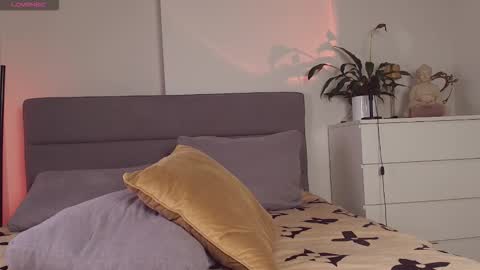 Celin online show from September 2025 05:51:02 PM